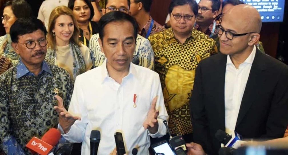 Presiden-Jokowi-dan-CEO-Microsoft-Satya-Nadella.jpg
