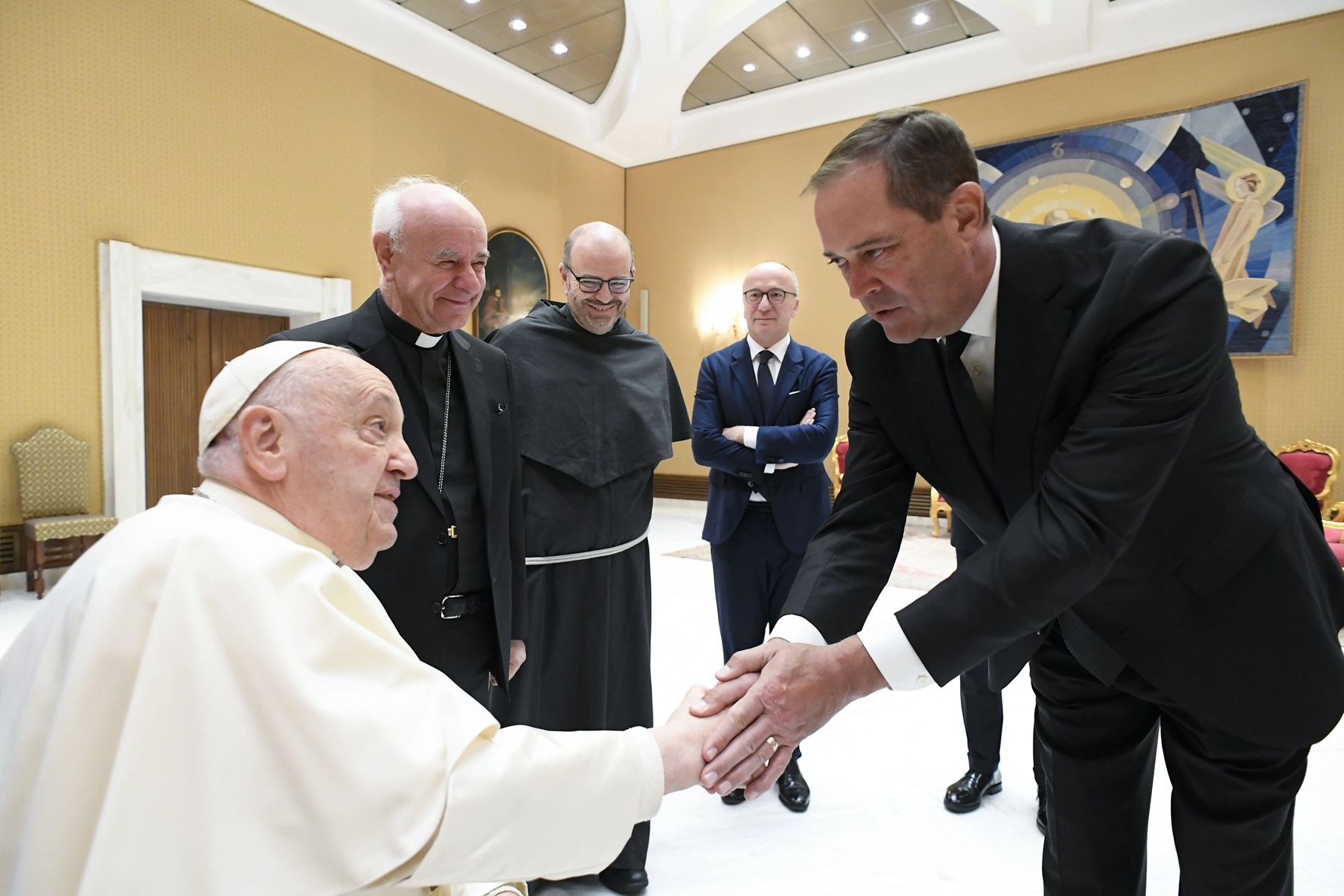 Pope Francis with Chuck Robbins, CEO CISCO.jpg